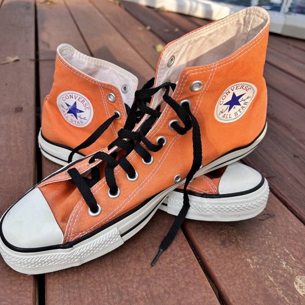 Converse Chuck Taylor M10/W12 Hi Top Sneakers Orange